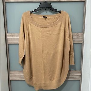 EXPRESS curved hem crewneck sweater